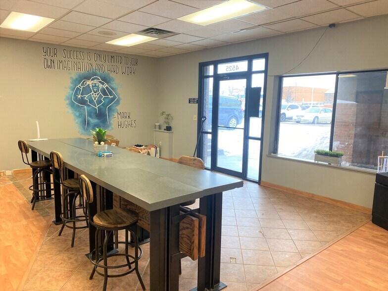 More Photos Of 4515-4531 E 26th St, Sioux Falls Storefront For Lease