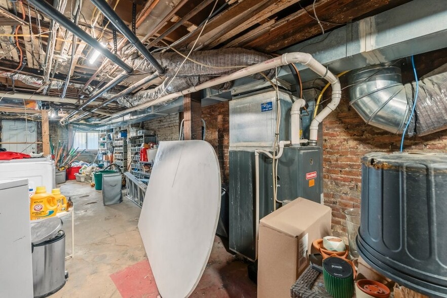 More Photos Of 1215 John St, Baltimore Multifamily For Sale