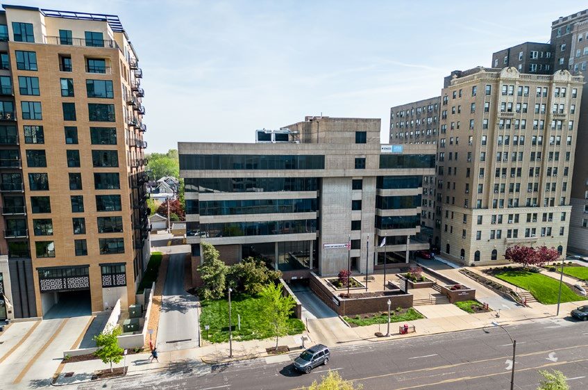 More Photos Of 4625 Lindell Blvd, Saint Louis Office For Lease