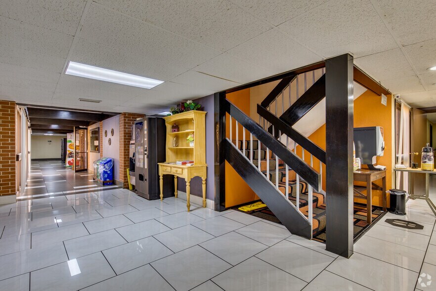 More Photos Of 4849 S Laura St, Wichita Hospitality For Sale