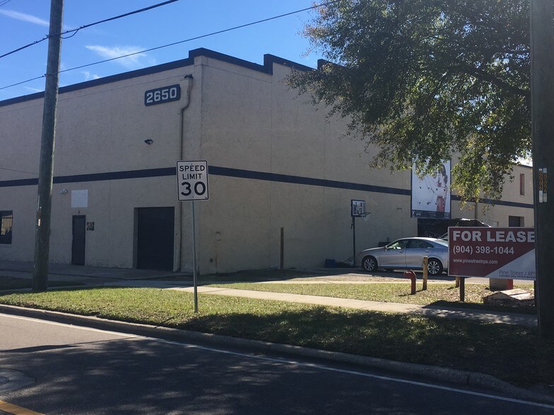 More Photos Of 2650 Rosselle St, Jacksonville Unknown For Lease