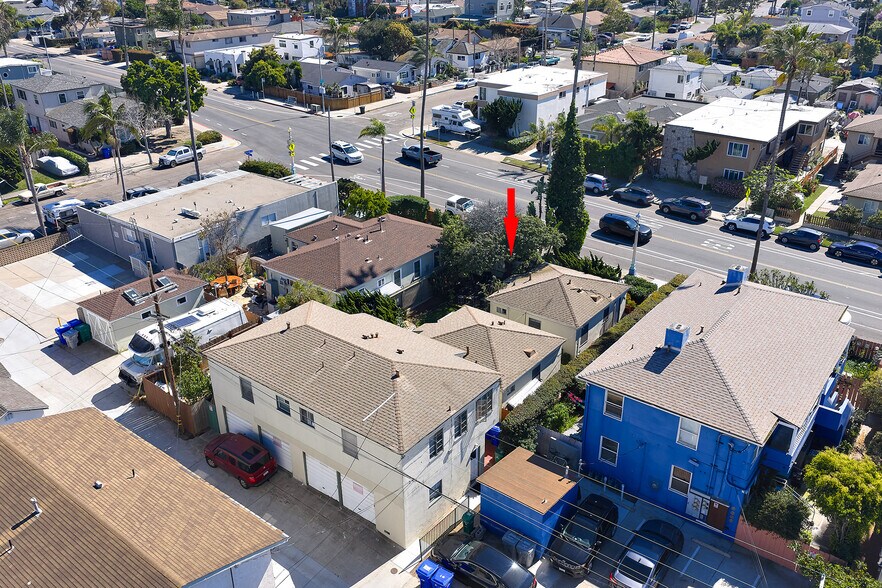 More Photos Of 4618 Voltaire St, San Diego Multifamily For Sale