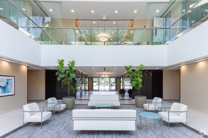 More Photos Of 10101 David Taylor Dr, Charlotte Office For Lease