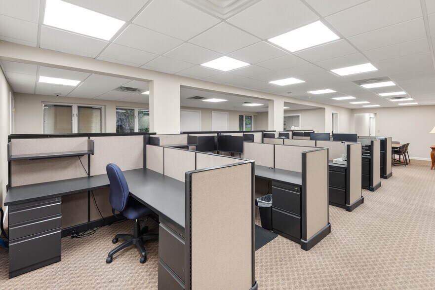 More Photos Of 1288 Valley Forge Rd, Valley Forge Office For Sale