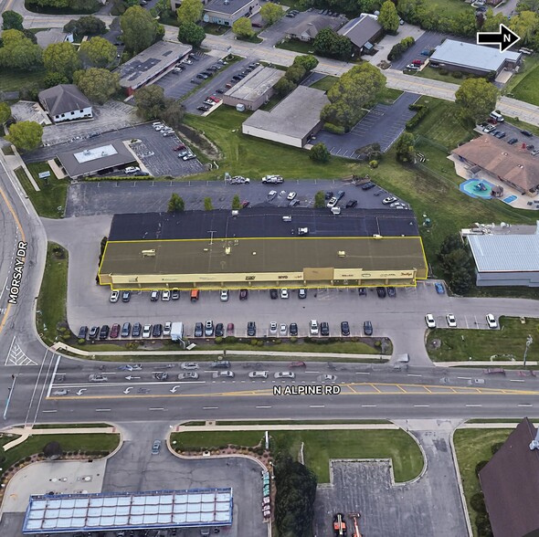 More Photos Of 300-320 N Alpine Rd, Rockford General Retail For Lease