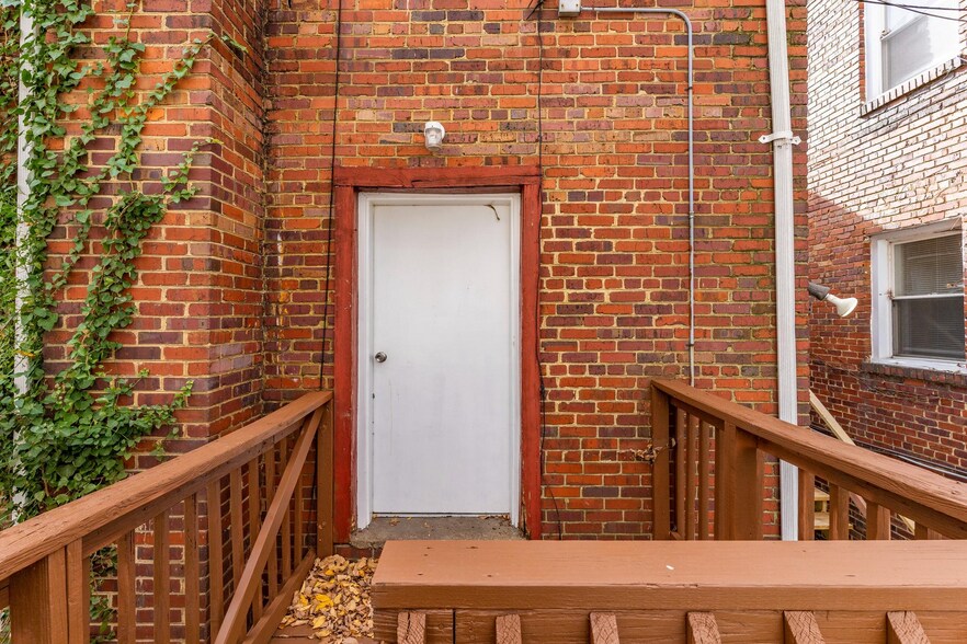 More Photos Of 337 Delafield Plz NW, Washington Apartments For Sale