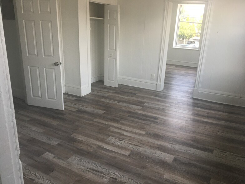 More Photos Of 18 W Winona Ave, Norwood Light Distribution For Sale