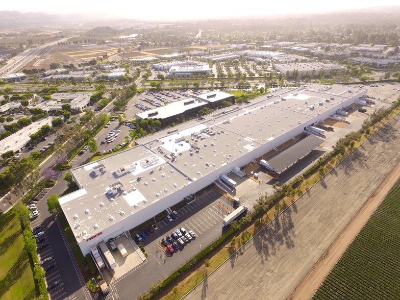 More Photos Of 9750 Irvine Blvd, Irvine Manufacturing For Lease