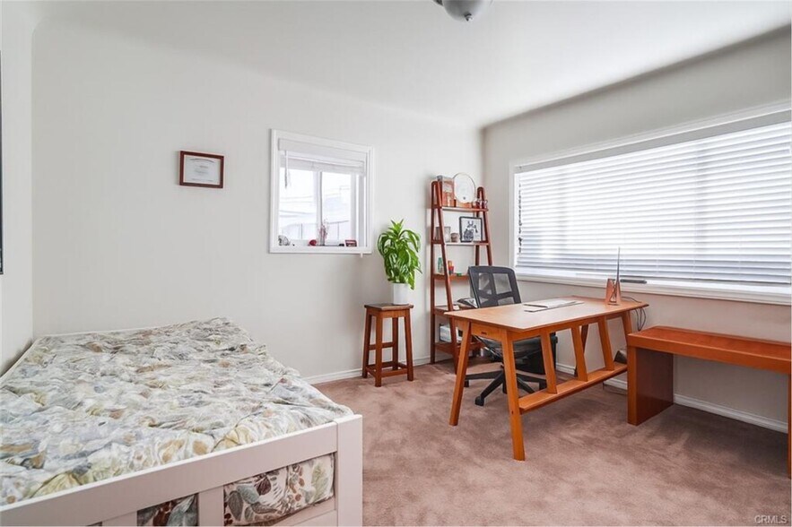 More Photos Of 150 Ximeno Ave, Long Beach Multifamily For Sale