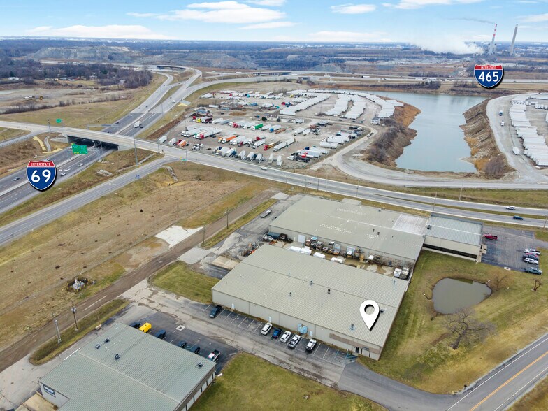 More Photos Of 5551 S Belmont Ave, Indianapolis Warehouse For Lease