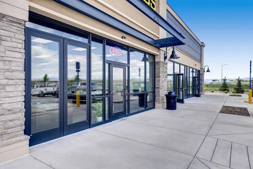 More Photos Of 4301-4485 City Centre Rd, Firestone Unknown For Lease