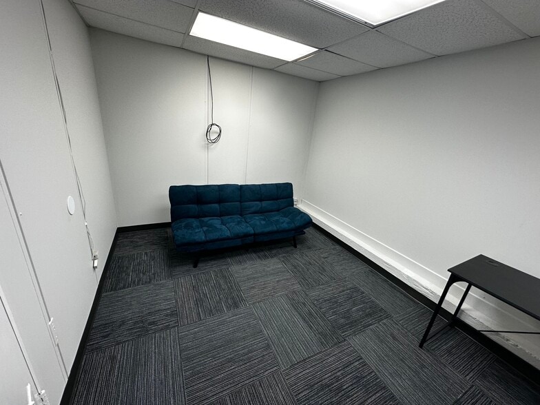 More Photos Of 1138 White Horse Rd, Greenville Industrial For Sale