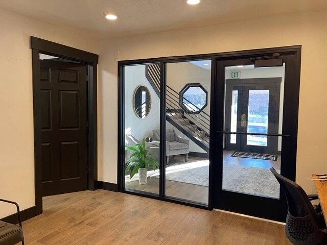 More Photos Of 60 W Canyon Crest Rd, Alpine Office For Sale