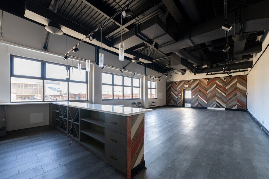 More Photos Of 2301 Monarch St, Alameda Warehouse For Lease