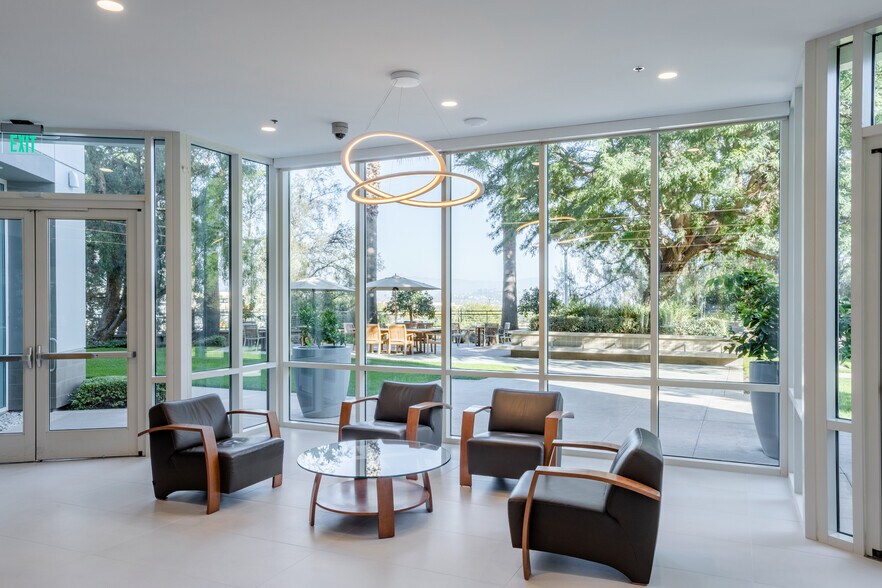 More Photos Of 30 Enterprise, Aliso Viejo Medical For Lease