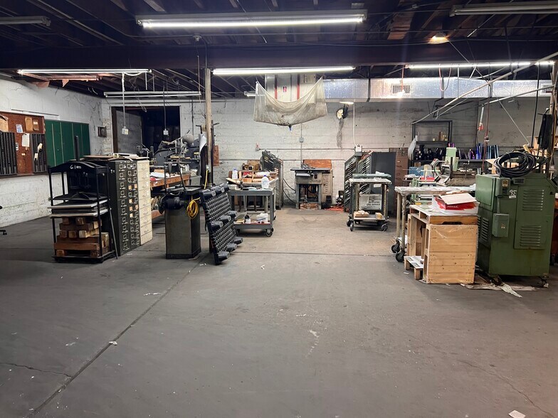 More Photos Of 1817 Florida Ave, Jacksonville Warehouse For Sale