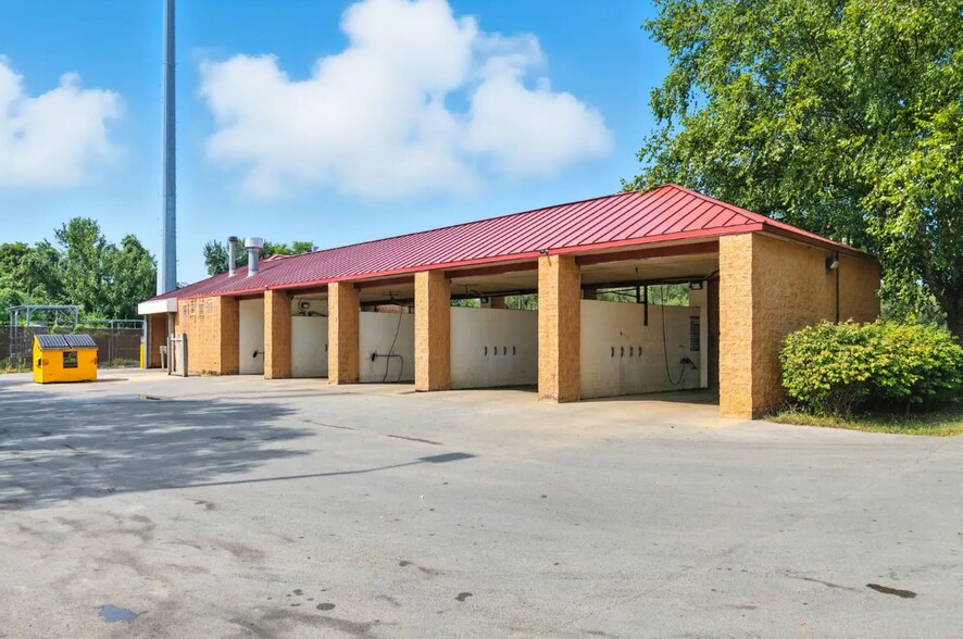 More Photos Of 6500 Greenwood Dr, Louisville Carwash For Sale