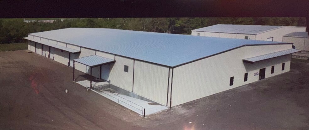 More Photos Of 5149 Habersham St, Brunswick Specialty For Lease