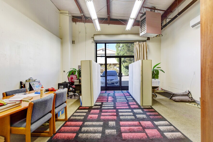 More Photos Of 989 W Spain St, Sonoma Warehouse For Lease