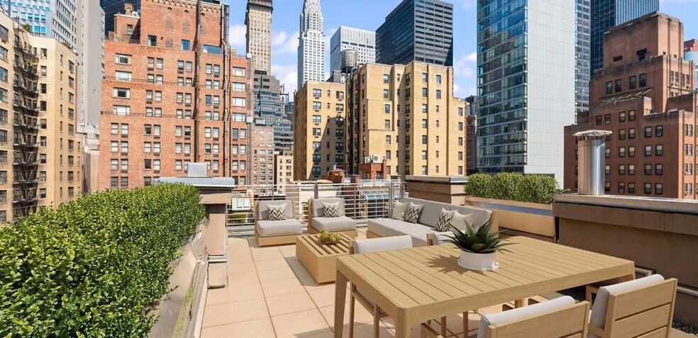 More Photos Of 122 E 38th St, New York Office For Sale