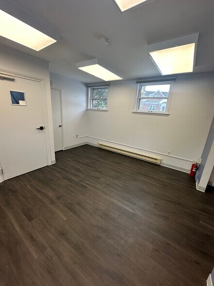 More Photos Of 71 Cedar Ave, Hershey Office For Lease