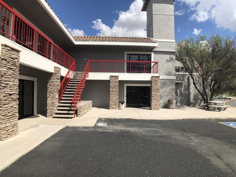 More Photos Of 1940 E Thunderbird Rd, Phoenix Medical For Lease