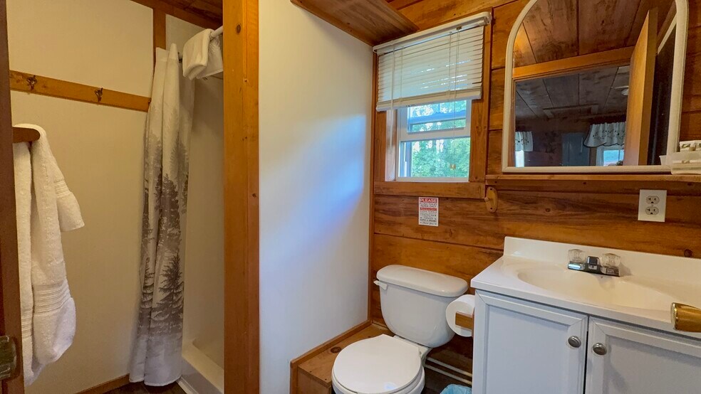 More Photos Of 820 Colebrook Rd, Errol Hotel For Sale