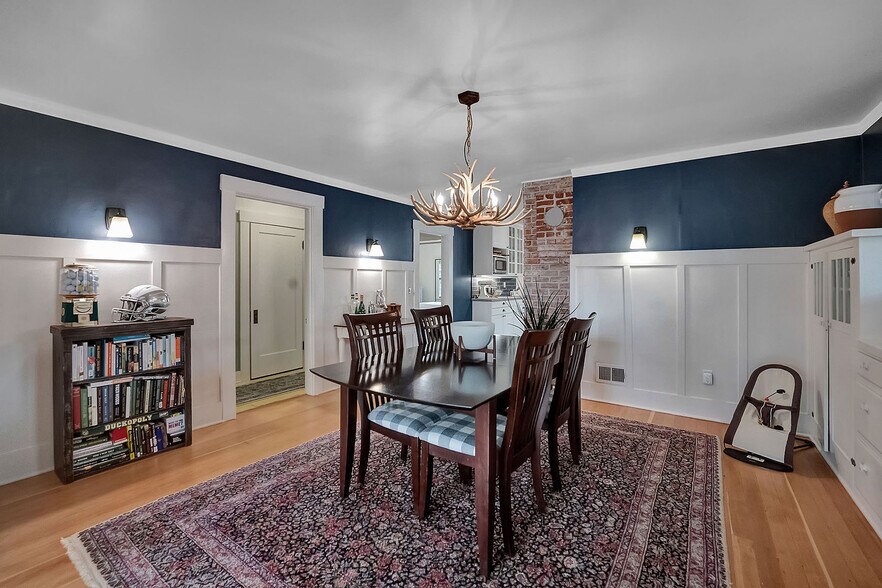 More Photos Of 8325-8337 SE 17th Ave, Portland Freestanding For Sale