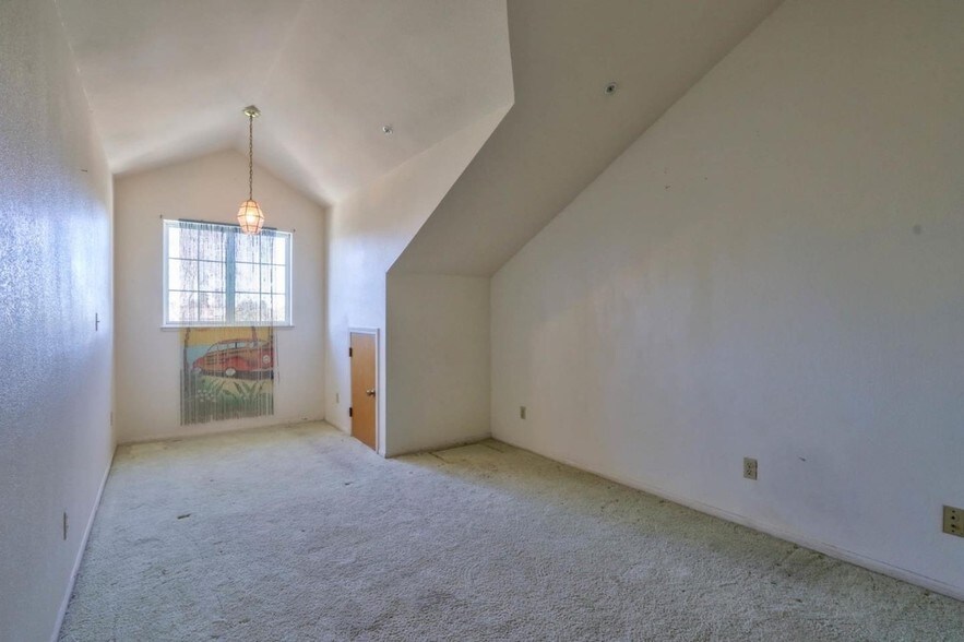 More Photos Of 1106 Darlene Dr, Santa Cruz Assisted Living For Sale