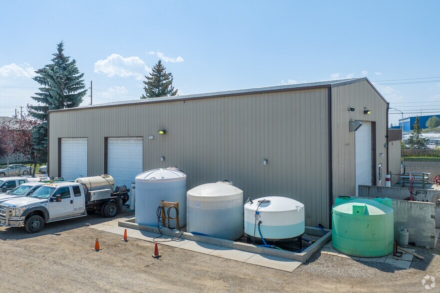 More Photos Of 4980 28th St SE, Calgary Warehouse For Sale