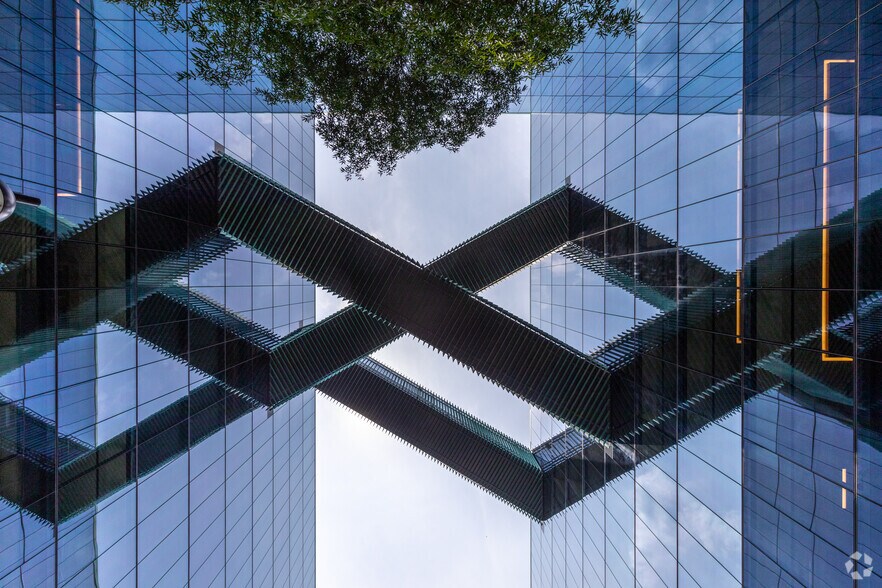 More Photos Of 1100 15th St NW, Washington Office For Lease