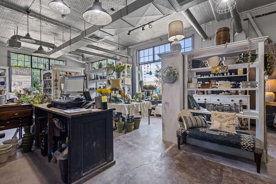 More Photos Of 108-110 E Main St, Cambridge Storefront For Sale
