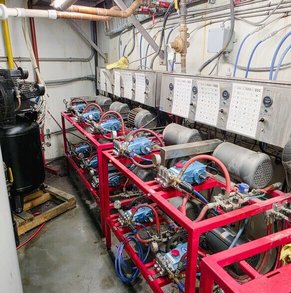 More Photos Of 11729 105 St, Grande Prairie Carwash For Sale