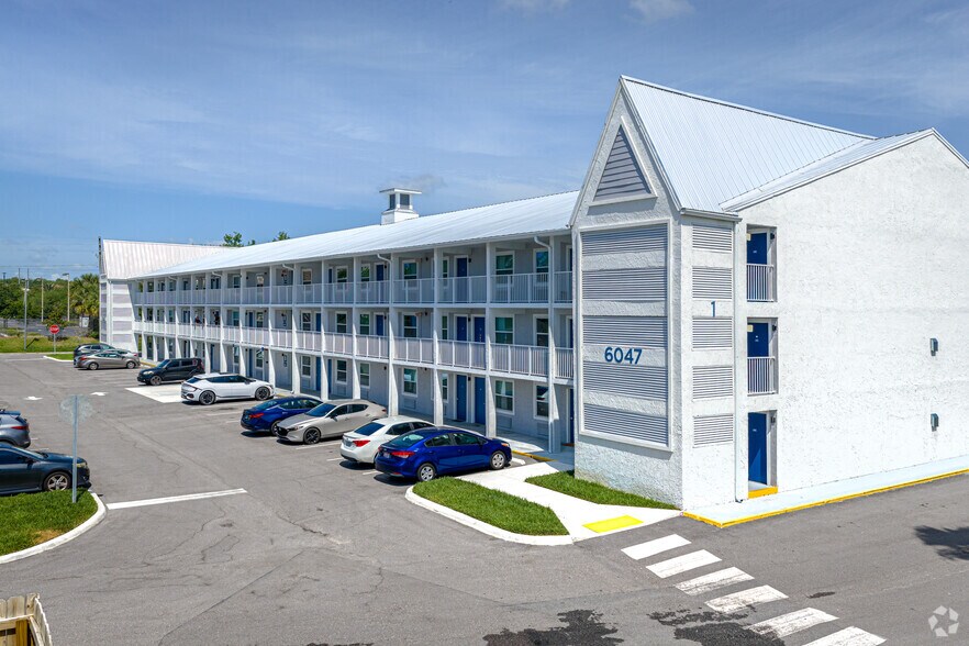 Primary Photo Of 6029 W Irlo Bronson Memorial Hwy, Kissimmee Apartments For Lease