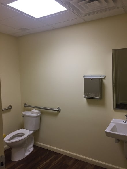 More Photos Of 250 Old New Brunswick Rd, Piscataway Unknown For Lease