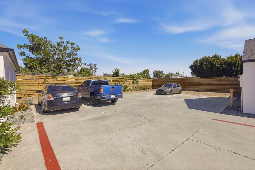 More Photos Of 6752-6770 Solita Ave, San Diego Apartments For Sale