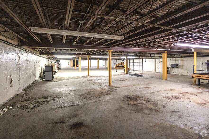 More Photos Of 854-856 Landis Ave, Pittsgrove Township Salem General Retail For Sale