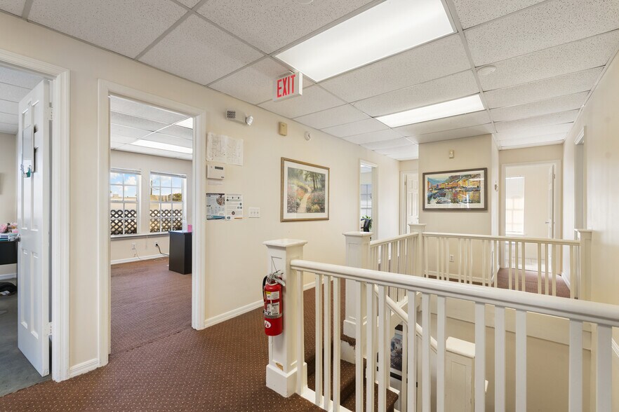 More Photos Of 1507 20th St, Vero Beach Medical For Sale