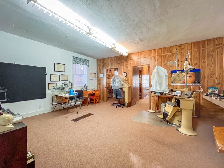 More Photos Of 132 Bellevue Ave, Penndel Office Residential For Sale