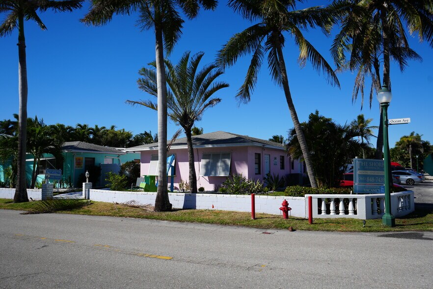 More Photos Of 100 Sandal Ln, Palm Beach Shores Apartments For Sale
