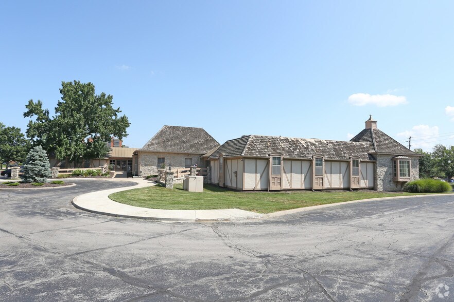 More Photos Of 4701 College Blvd, Leawood Medical For Lease