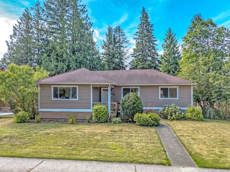 More Photos Of 349 E 3rd St, North Bend Office For Sale