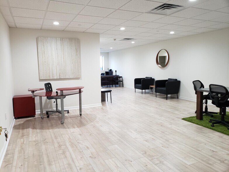 More Photos Of 725 River Rd, Edgewater Medical For Lease