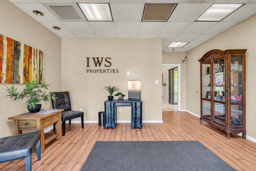More Photos Of 8384 Highway 18, Vernon Flex For Sale