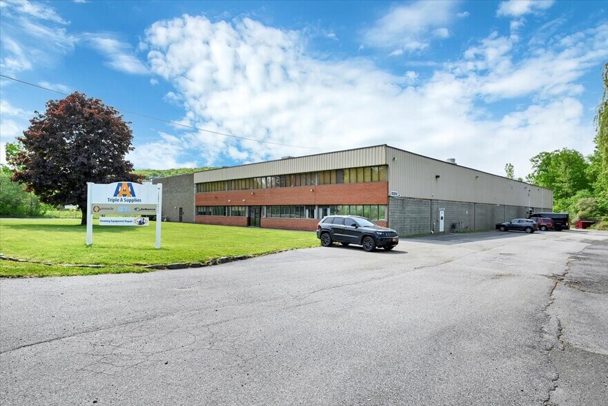 More Photos Of 50 Jeanne Dr, Newburgh Service For Lease