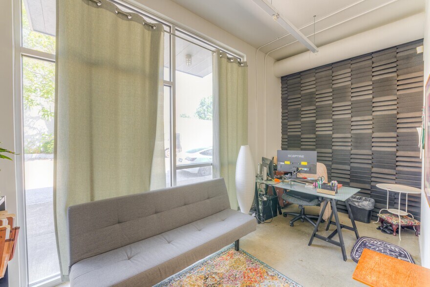 More Photos Of 2259 Young Ave, Memphis Apartments For Sale