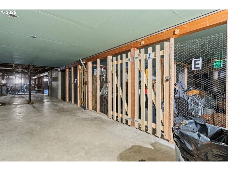 More Photos Of 5104-5132 SE Clinton St, Portland Apartments For Sale