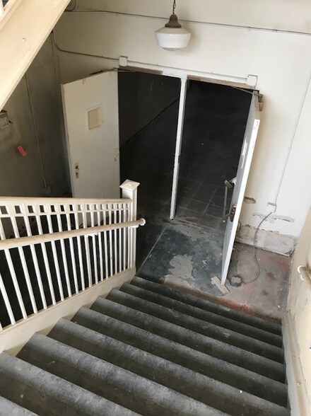 More Photos Of 1317 Cincinnati St, Dayton Religious Facility For Sale