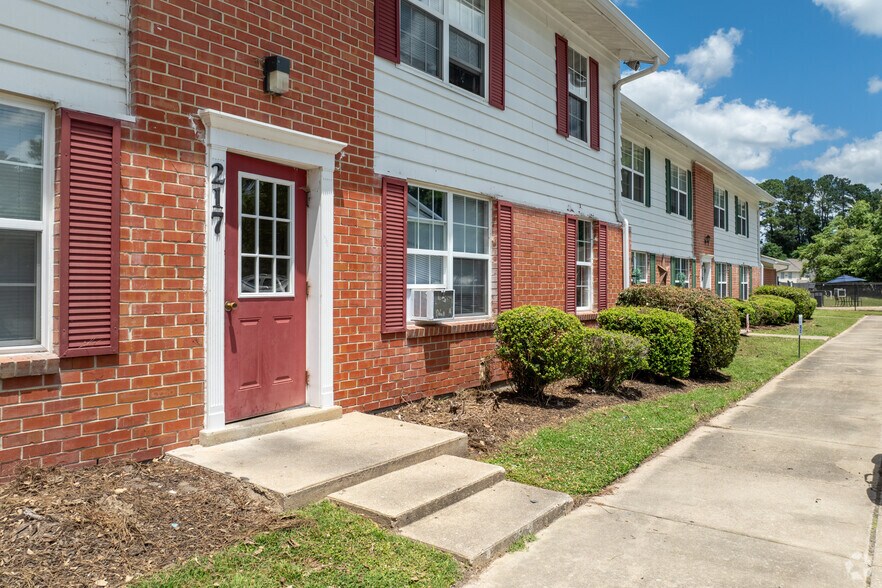 More Photos Of 201 Forest Pine Rd, Franklin Apartments For Sale