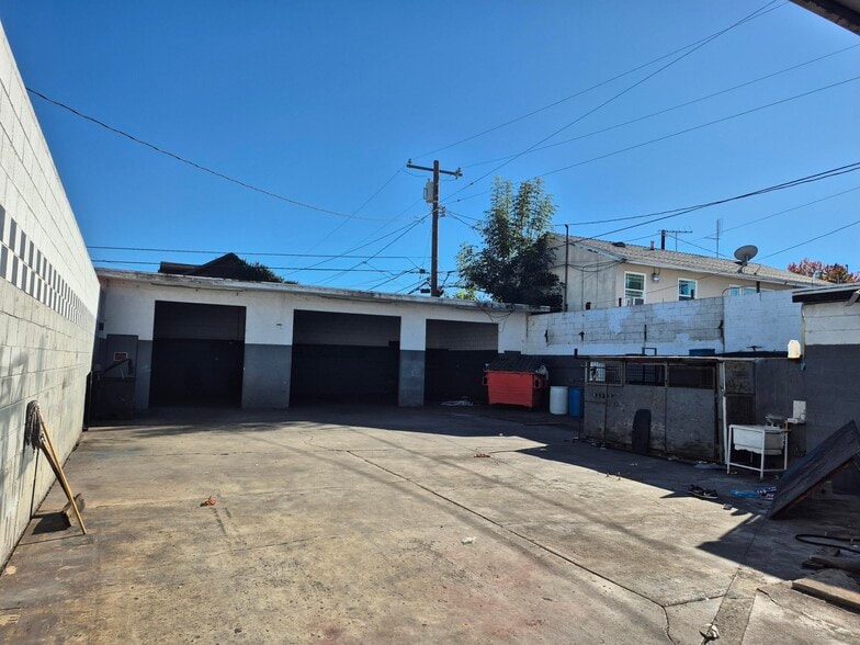 More Photos Of 10360 State St, Lynwood Auto Repair For Sale